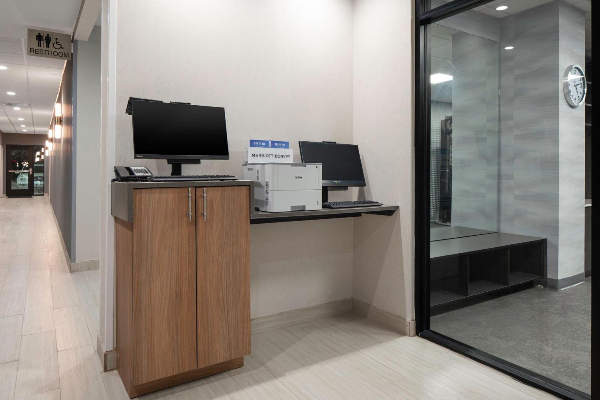 Fairfield Inn & Suites By Marriott Corinth South Denton Area Εξωτερικό φωτογραφία